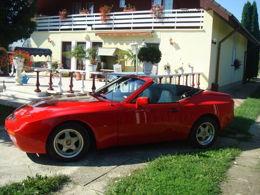 924