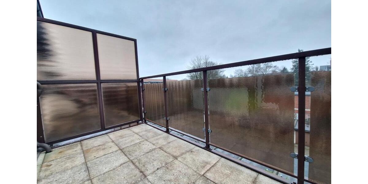 Dachgeschoßwohnung Bochum Altenbochum - 2.5 Zimmer, 60 m&sup2;, 605&euro; | Angebot:25933009