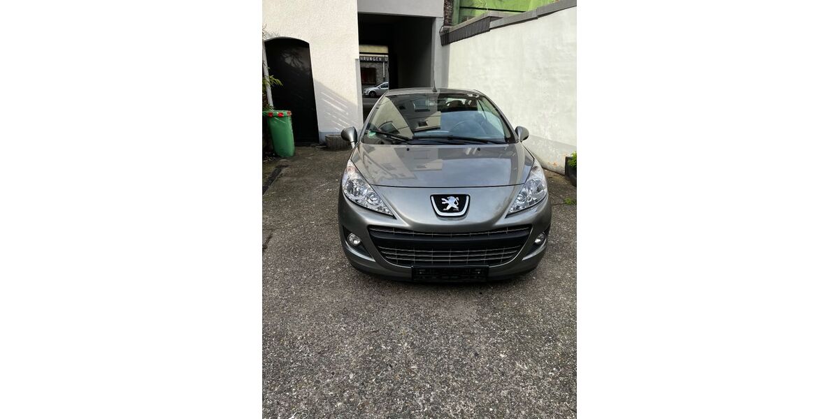 Peugeot 207 150.874 km 2.000 € Gelsenkirchen 45879