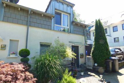 Modernes Reihenendhaus in Top-Lage