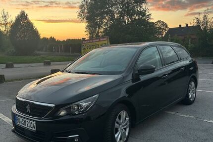 Peugeot 308 171.000 km 7.600 &euro; Bochum 44866
