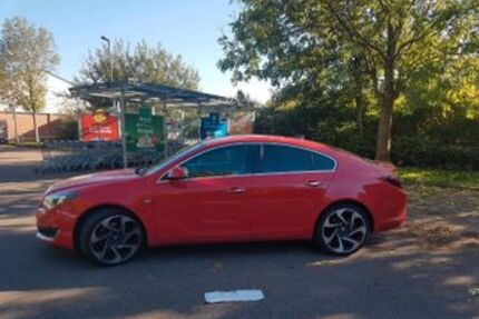 Opel Insignia 102.000 km 14.100 € Herne 44625