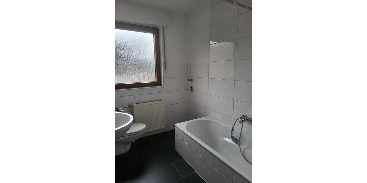 Mehrfamilienhaus, Wohnhaus Hagen Dahl - 8 Zimmer, 208 m&sup2;, 385.000&euro; | Angebot:24380263