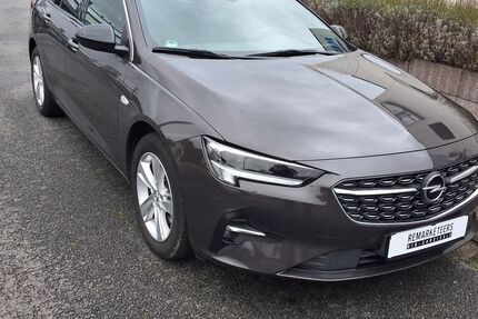 Opel Insignia 91.000 km 14.990 € Recklinghausen 45659