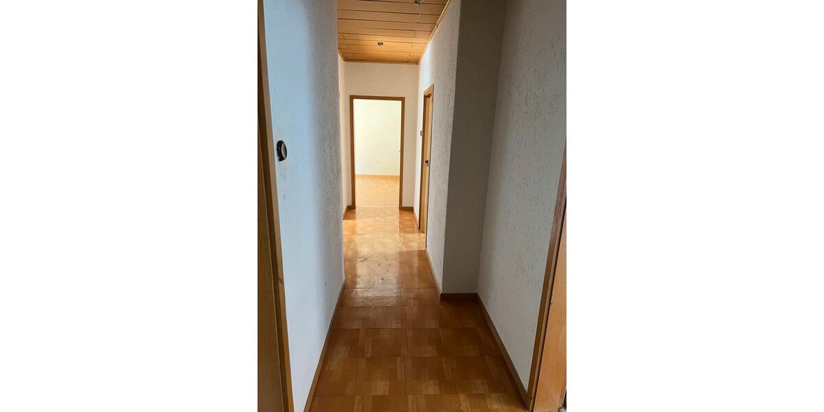Etagenwohnung Bochum Günnigfeld - 3 Zimmer, 70 m&sup2;, 670&euro; | Angebot:26231923