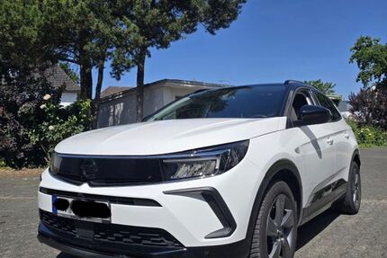 Opel Grandland (X) 96.000 km 18.500 &euro; Menden 58708