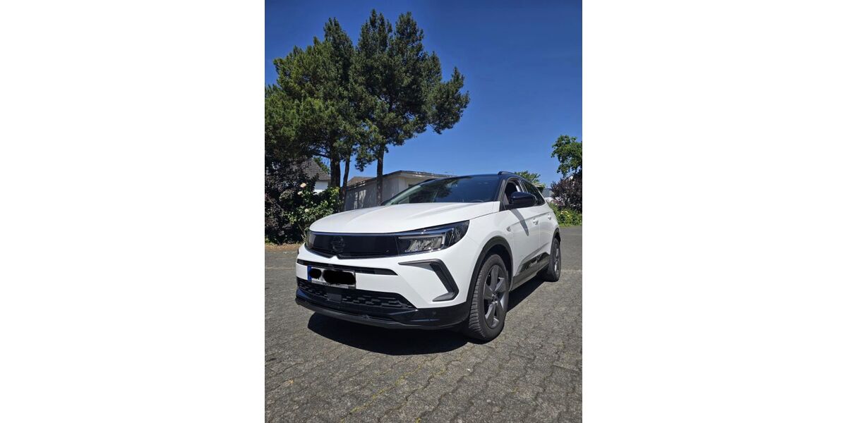 Opel Grandland (X) 96.000 km 18.500 &euro; Menden 58708