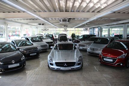 Mercedes-Benz SLS AMG 95.000 km 159.850 € Essen 45356
