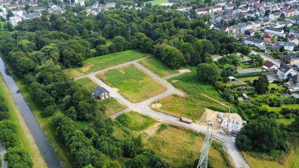 Grundstück zu verkaufen in Castrop-Rauxel 371.700 € 826 m²