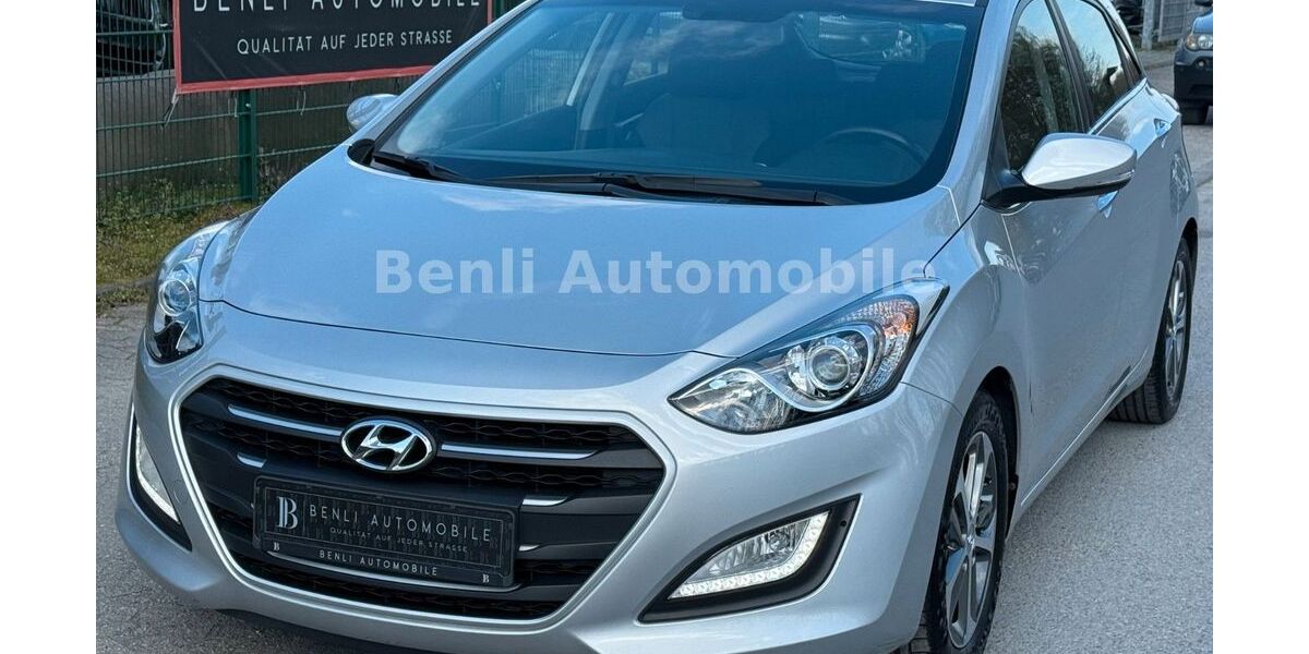 Hyundai i30 88.000 km 9.490 &euro; Oer Erkenschwick 45739