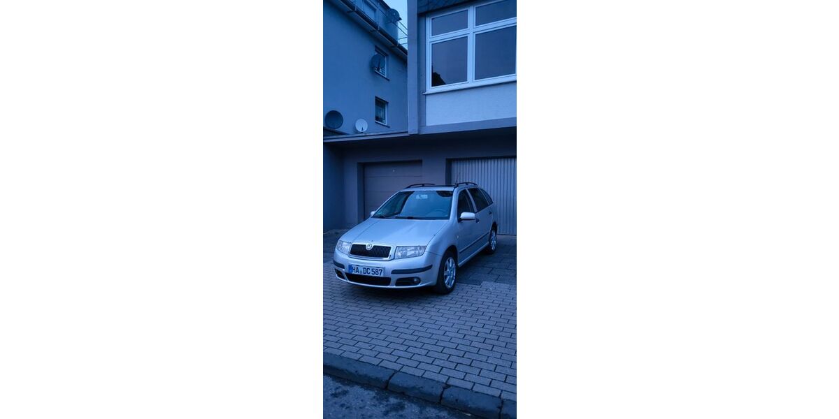 Skoda Fabia 281.100 km 2.350 &euro; Hagen 58089