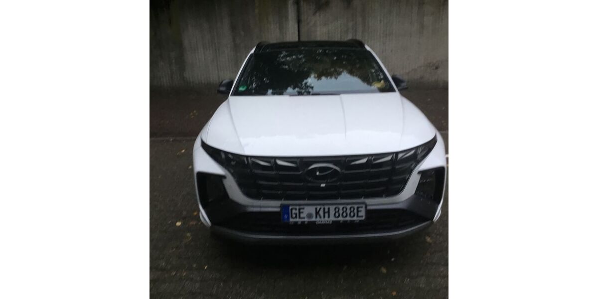 Hyundai TUCSON 12.500 km 31.500 &euro; Gelsenkirchen 45879