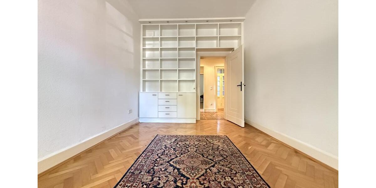 Villa Gelsenkirchen Buer - 12 Zimmer, 310 m&sup2;, 3.200&euro; | Angebot:22985202