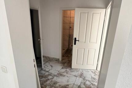 Kernsanierte 2-Zimmer Wohnung 1.OG ErleBuer 2 zimmer