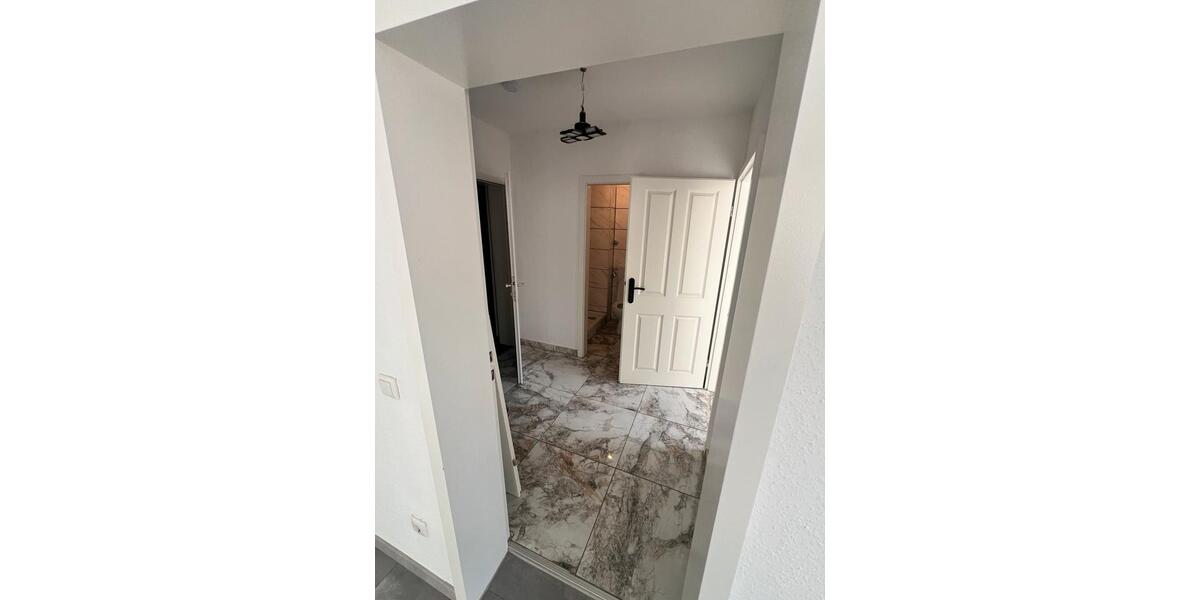 Kernsanierte 2-Zimmer Wohnung 1.OG ErleBuer 2 zimmer