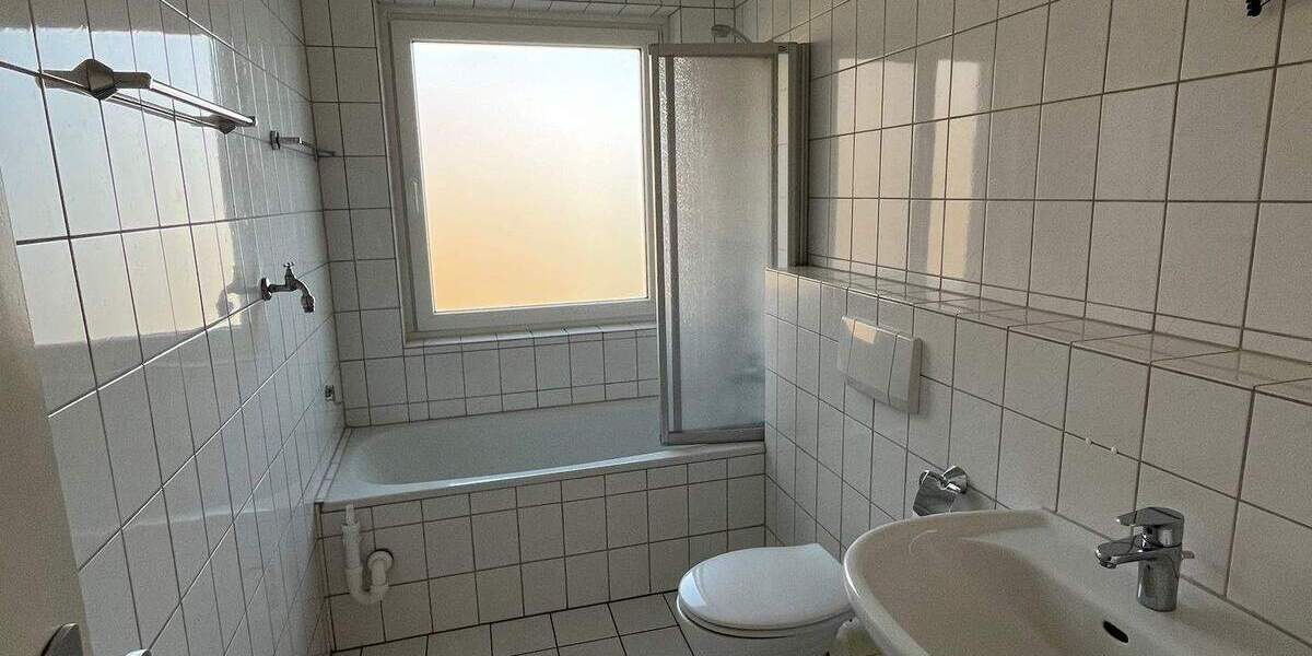 Etagenwohnung Schwerte - 2 Zimmer, 58 m&sup2;, 430&euro; | Angebot:25910858