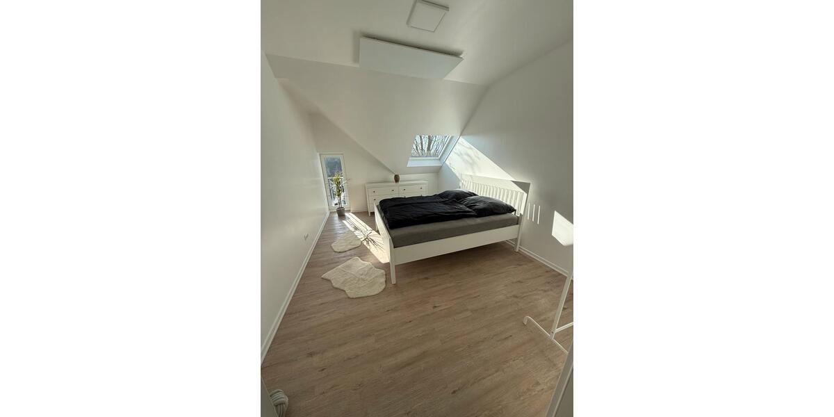 Dachgeschoßwohnung Dortmund Brackel - 2.5 Zimmer, 53 m&sup2;, 710&euro; | Angebot:25234473