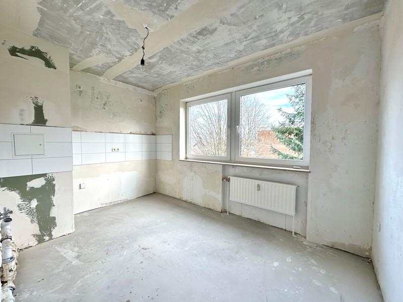 Etagenwohnung Dortmund Brackel - 3.5 Zimmer, 74 m&sup2;, 382&euro; | Angebot:25880784