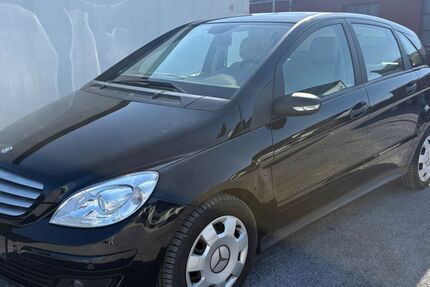 Mercedes-Benz B 180 108.340 km 1.490 &euro; Menden 58708