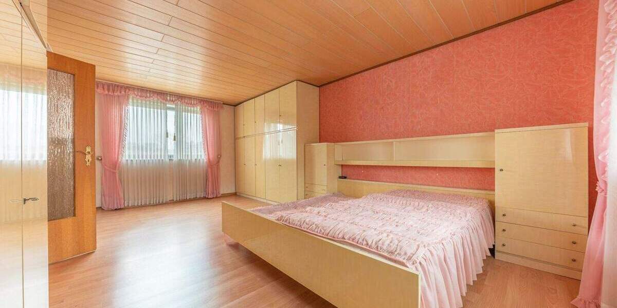 Reihenmittelhaus Dortmund Scharnhorst - 3 Zimmer, 124 m&sup2;, 299.000&euro; | Angebot:25738482