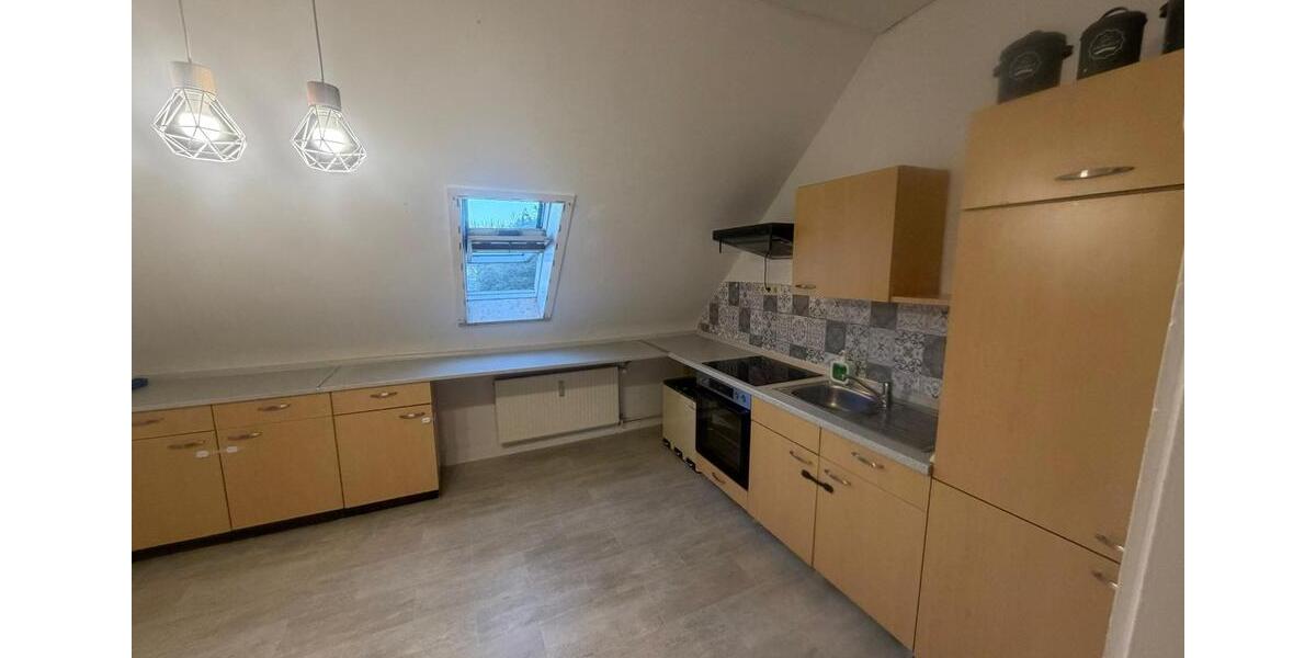 Dachgeschoßwohnung Oer-Erkenschwick Erkenschwick - 3.5 Zimmer, 75 m&sup2;, 490&euro; | Angebot:24786758