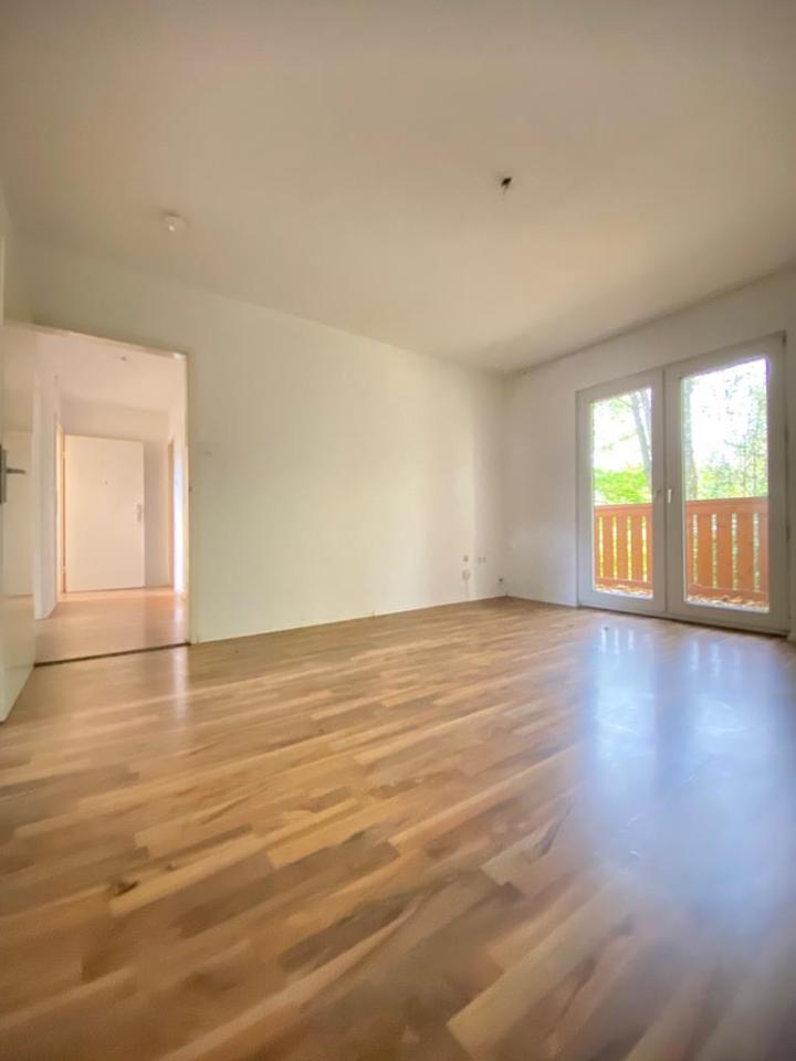**RENOVIERTE 3-ZIMMERWOHNUNG MIT BALKON IM EG - Schwerte-Westhofen** zimmer