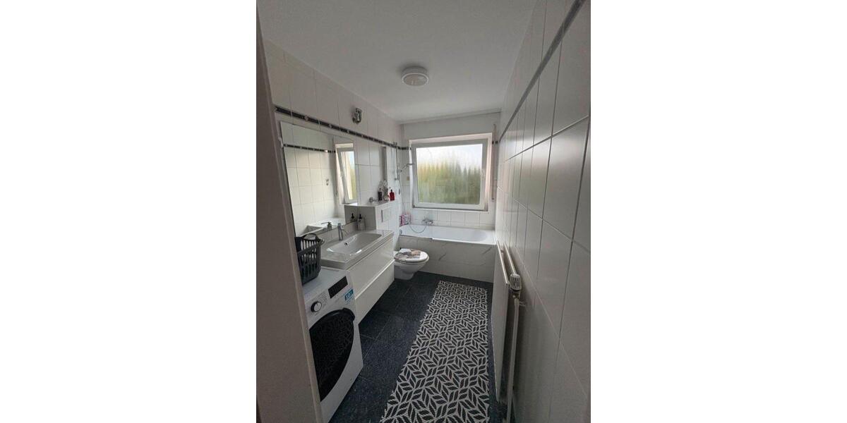 Dachgeschoßwohnung Dortmund Brackel - 3 Zimmer, 76 m&sup2;, 200.000&euro; | Angebot:24153390