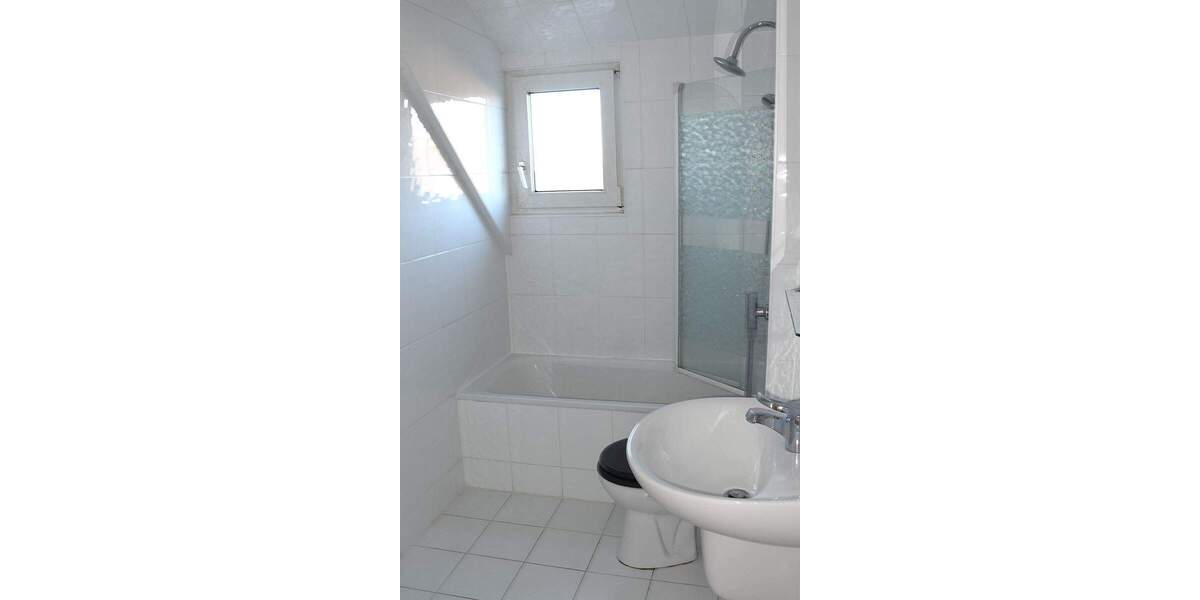 Doppelhaushälfte Ennepetal Milspe - 6 Zimmer, 108 m&sup2;, 285.000&euro; | Angebot:24779147