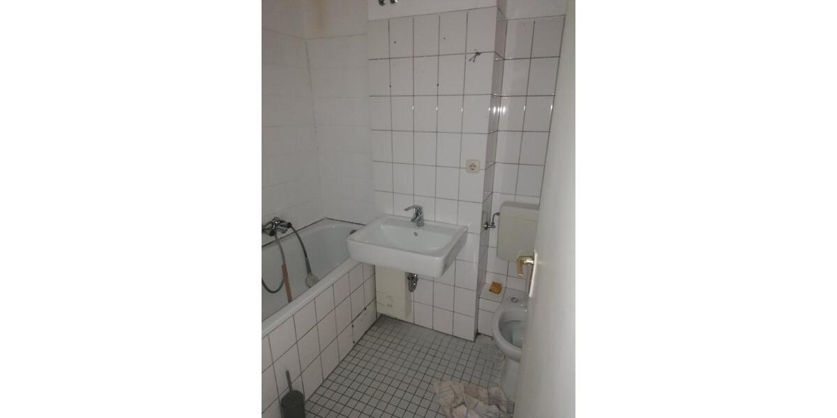 Dachgeschoßwohnung Hagen Hagen-Mitte - 4 Zimmer, 91 m&sup2;, 471&euro; | Angebot:24612528
