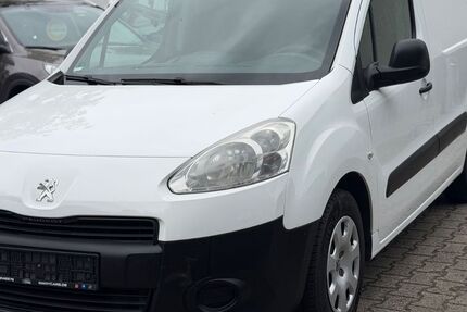 Peugeot Partner 157.900 km 5.999 &euro; Dortmund 44149