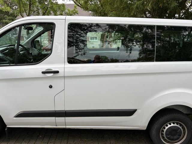 Ford Transit Custom 85.000 km 13.500 &euro; Recklinghausen 45663