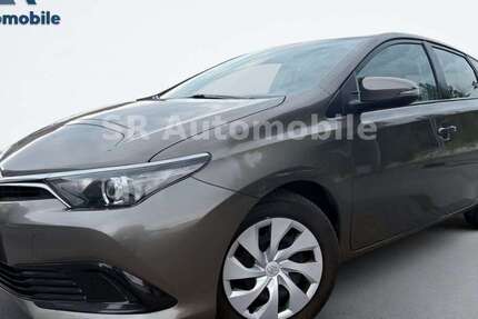 Toyota Auris 138.000 km 9.490 &euro; Recklinghausen 45661