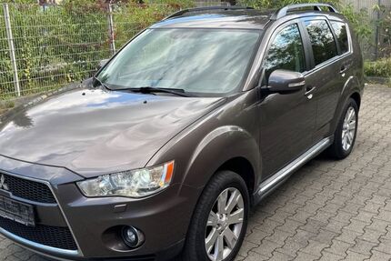 Mitsubishi Outlander 213.000 km 4.250 &euro; Herne ( Nordrhein-Westfalen ) 44628
