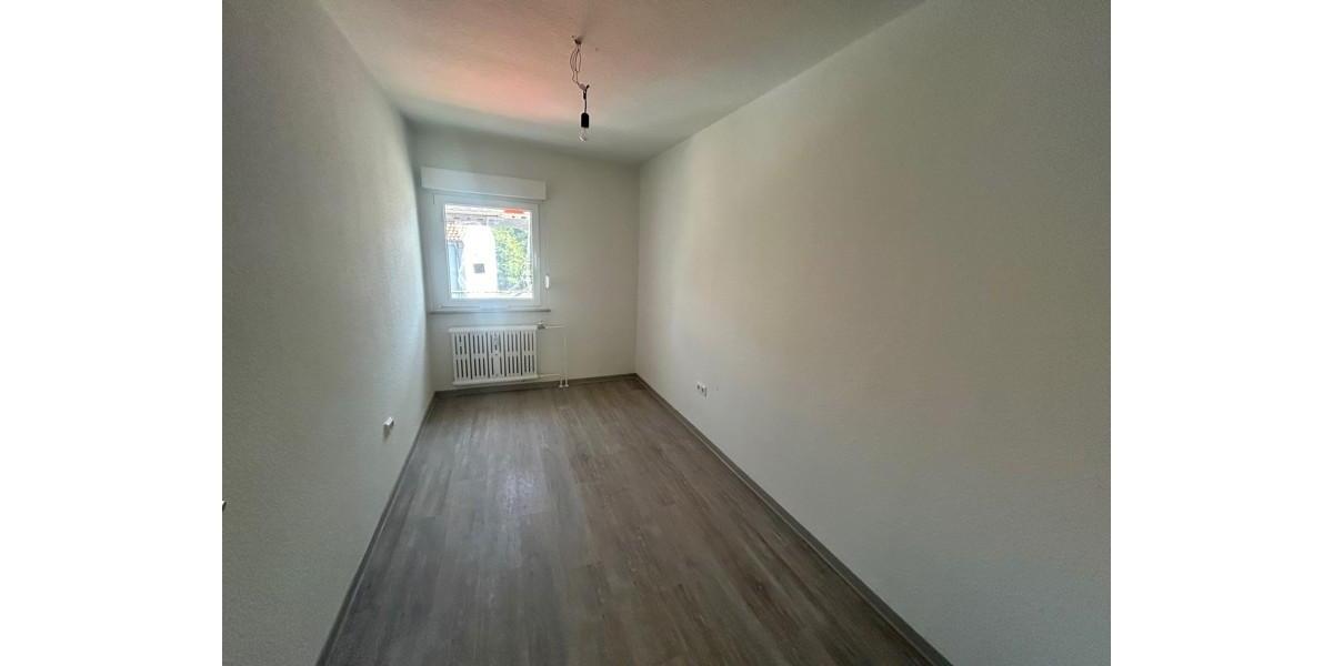Dachgeschoßwohnung Dortmund Mengede - 2 Zimmer, 61 m&sup2;, 520&euro; | Angebot:24831260