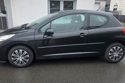 Peugeot 207 110.000 km 2.650 &euro; Bönen 59199