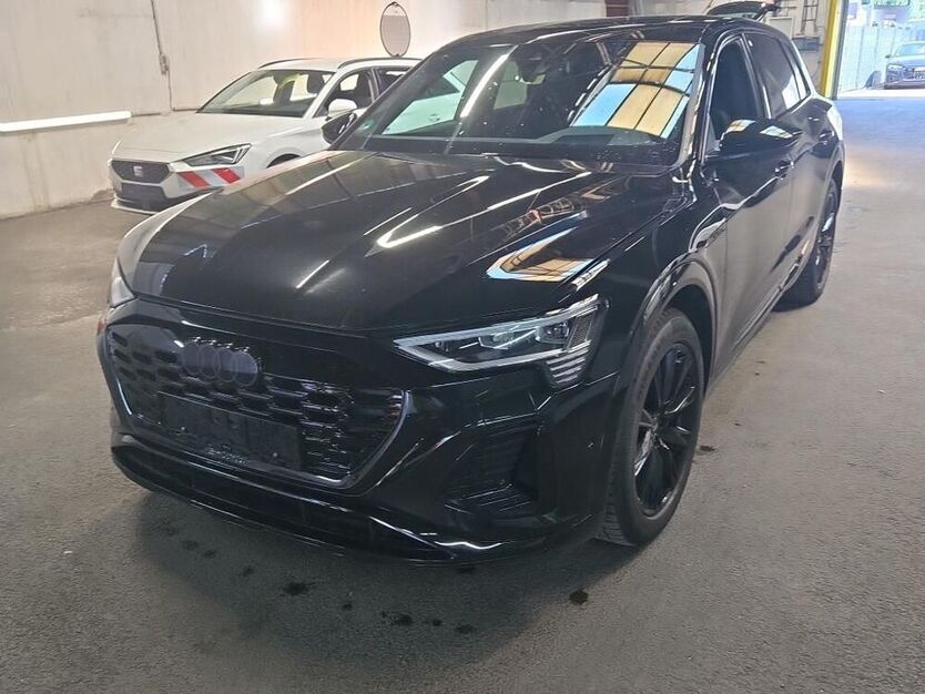 Q8 e-tron