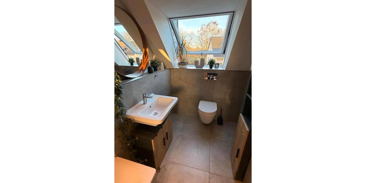 Dachgeschoßwohnung Dortmund Huckarde - 3.5 Zimmer, 60 m&sup2;, 800&euro; | Angebot:24846450