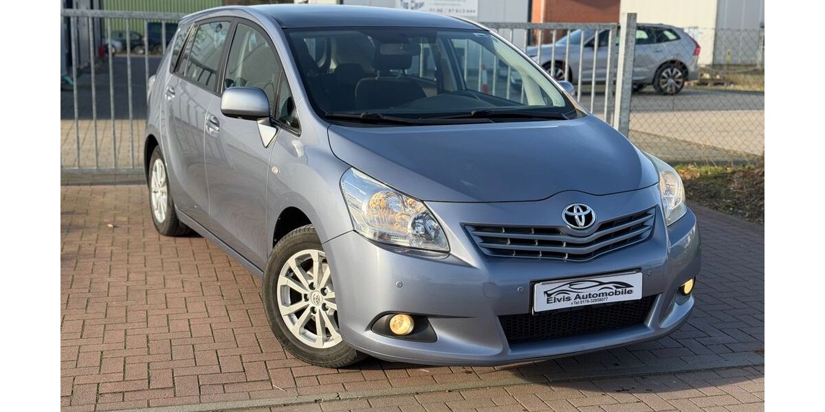 Toyota Verso 220.000 km 5.380 &euro; Selm 59379