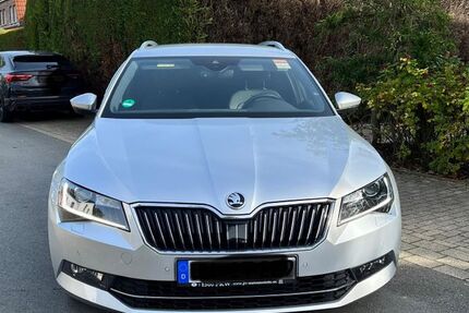Skoda Superb 123.000 km 20.000 &euro; Lünen 44532