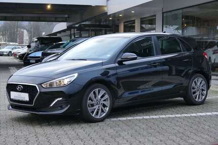Hyundai i30 72.000 km 12.990 &euro; Schwelm 58332