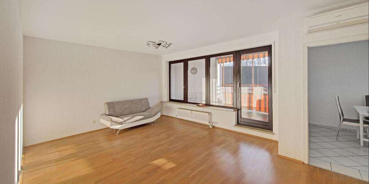 Etagenwohnung Dortmund Innenstadt Ost - 3 Zimmer, 93 m&sup2;, 900&euro; | Angebot:26502574