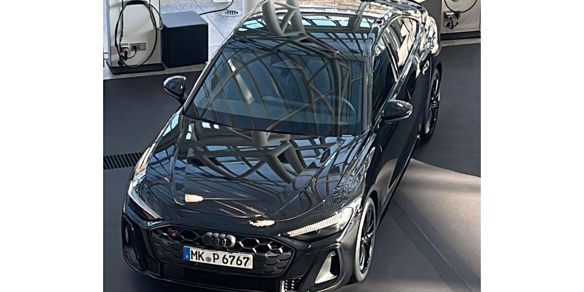 Audi S5 3.488 km 77.500 &euro; Iserlohn 58644
