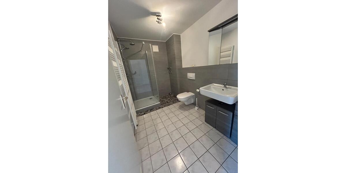 Etagenwohnung Ennepetal - 3 Zimmer, 80 m&sup2;, 155.000&euro; | Angebot:27456096