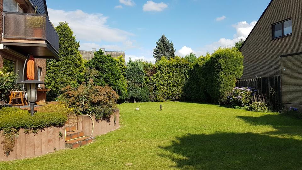 Erdgeschoßwohnung Dortmund Brackel - 5 Zimmer, 150 m&sup2;, 1.500&euro; | Angebot:24742416