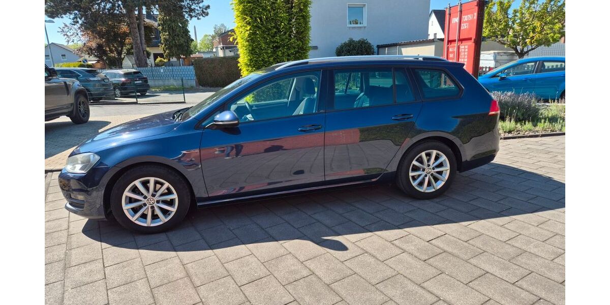 VW Golf 148.000 km 10.800 &euro; Lünen 44534