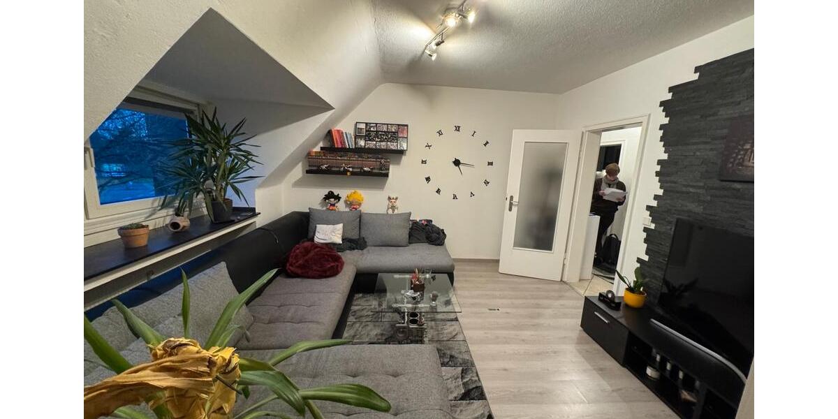 Dachgeschoßwohnung Herne Wanne - 2.5 Zimmer, 52 m&sup2;, 495&euro; | Angebot:24784278