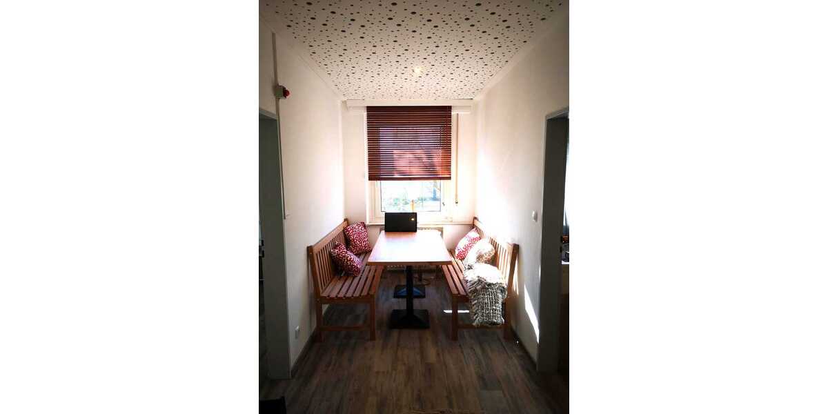 Helles WG-Zimmer für Studentin / weibl. Azubi in Schwelm - Wohn- & Geschäftshaus Schwelm Loh | Angebot:24474436