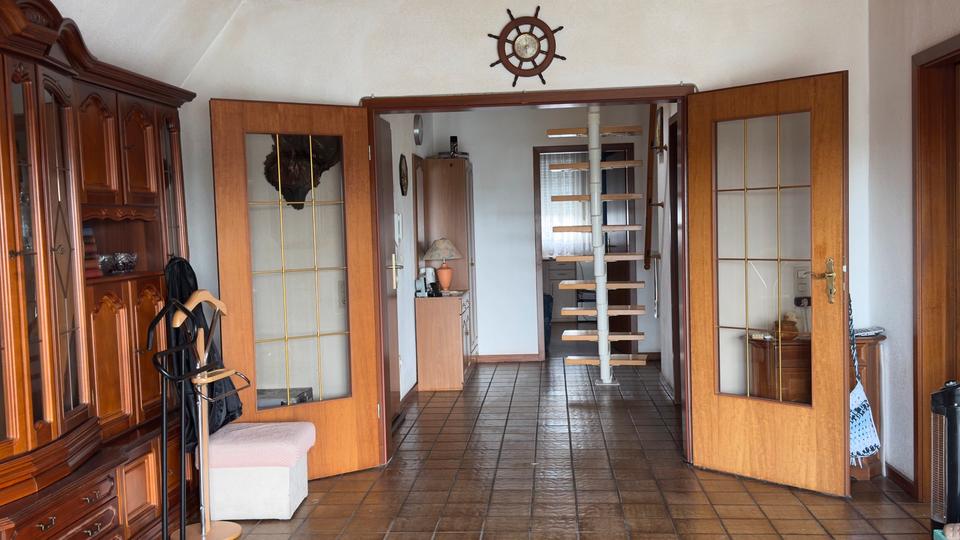 Dachgeschoßwohnung Schwerte - 3.5 Zimmer, 83 m&sup2;, 230.000&euro; | Angebot:27474967