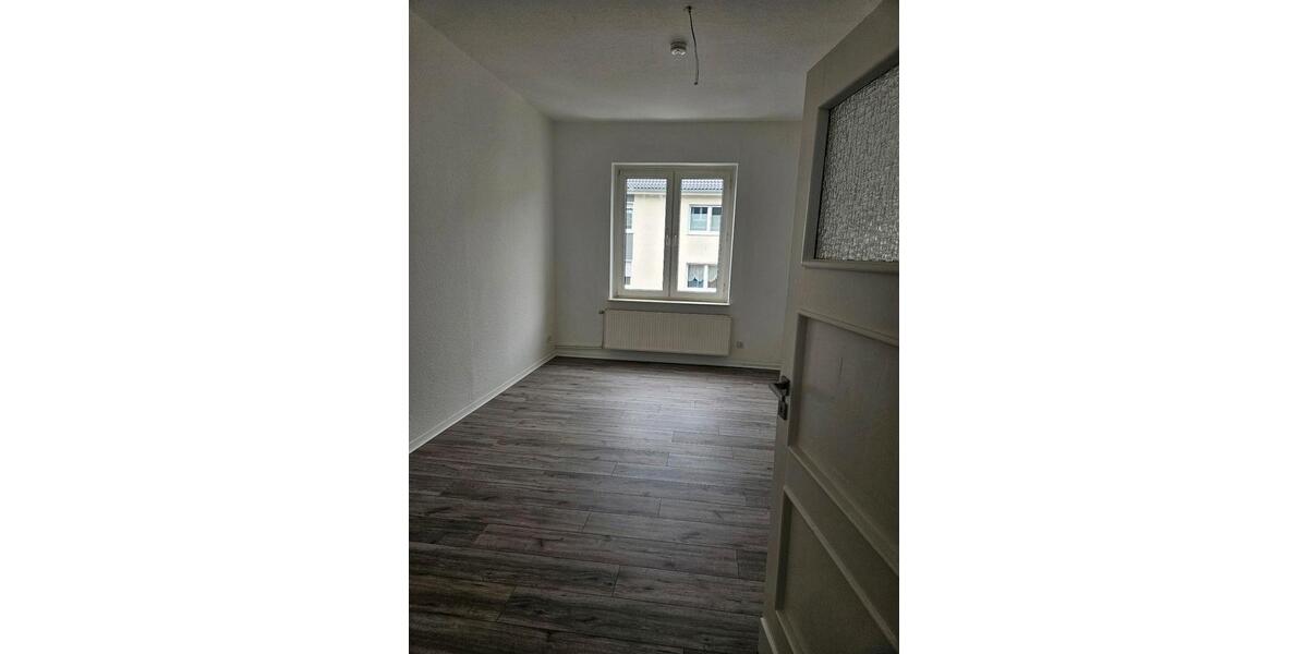 Etagenwohnung Hagen Hagen-Nord - 5 Zimmer, 160 m&sup2;, 1.150&euro; | Angebot:24337937
