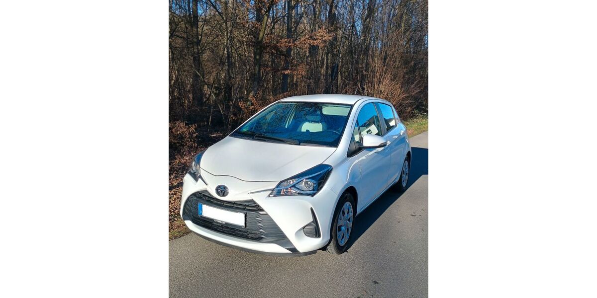 Toyota Yaris 30.400 km 10.300 &euro; Hagen 58093